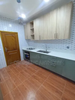 5chbre Duplex dans Duplex, Cocody à Louer