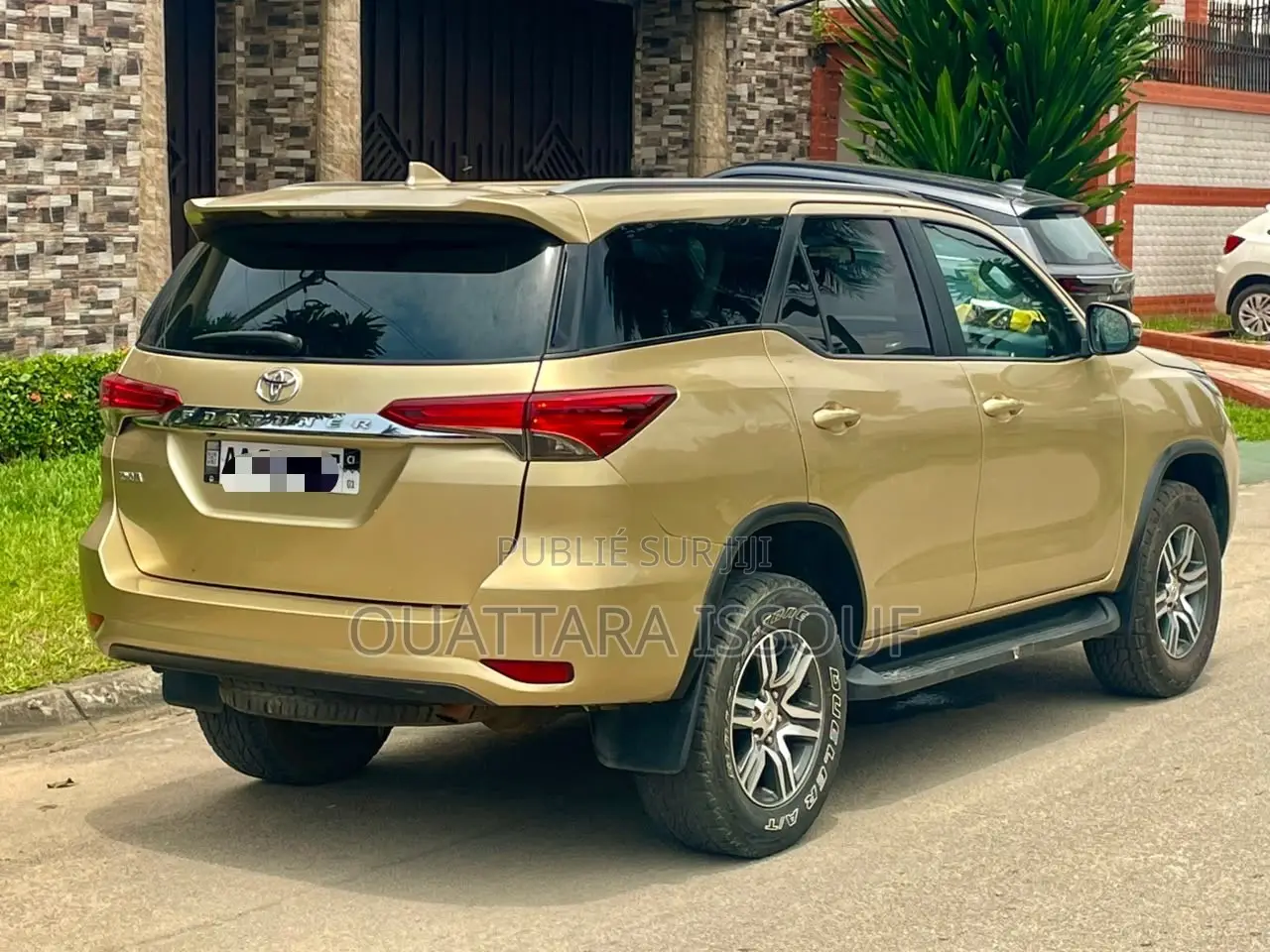 Toyota Fortuner 2.4 D AWD 2016 Gris