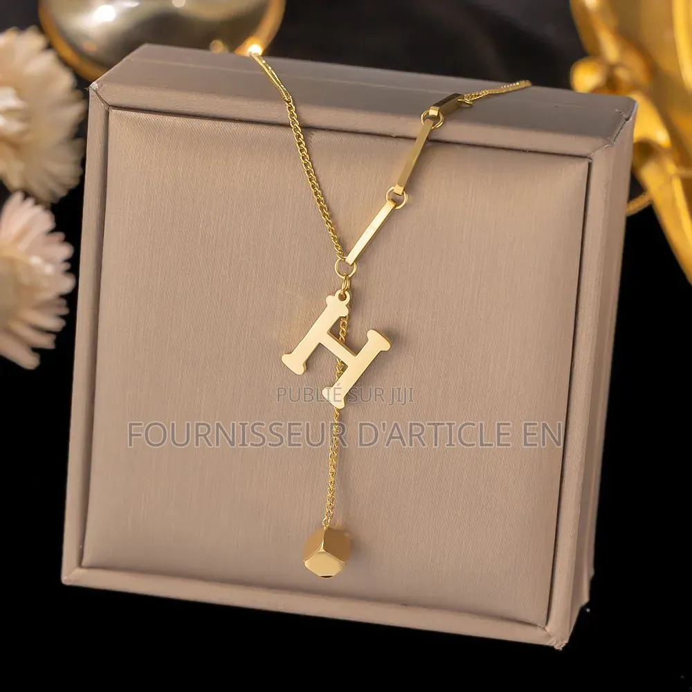 Collier Pour Femme en Acier Titane Inaltérable