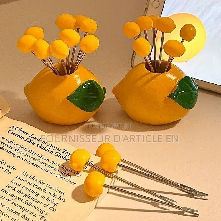 Ensemble De Fourchette De Fruits