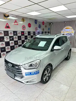 JAC JS2 2025 Gris
