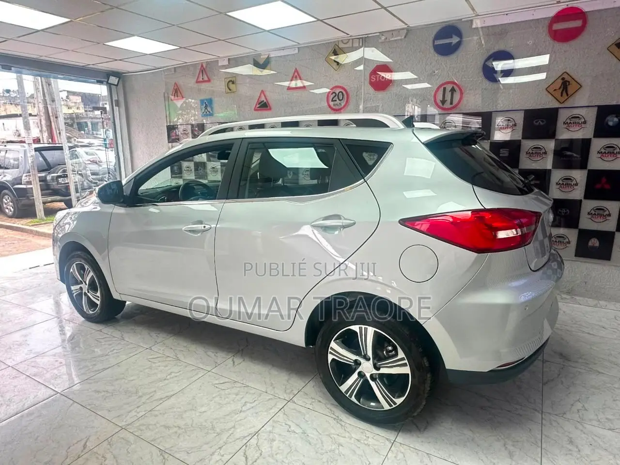 JAC JS2 2025 Gris