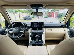 Toyota Land Cruiser 2022 Marron