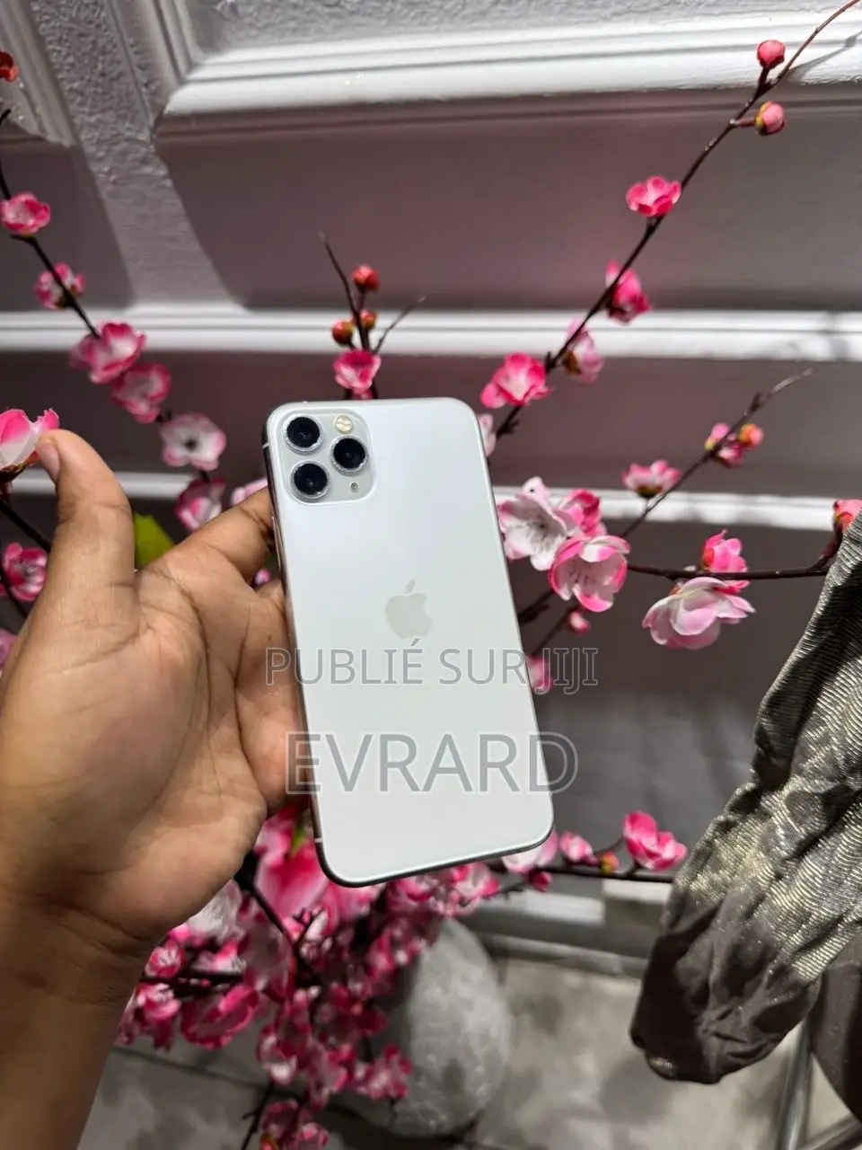 Nouveau Apple iPhone 11 Pro 64 GB Blanc