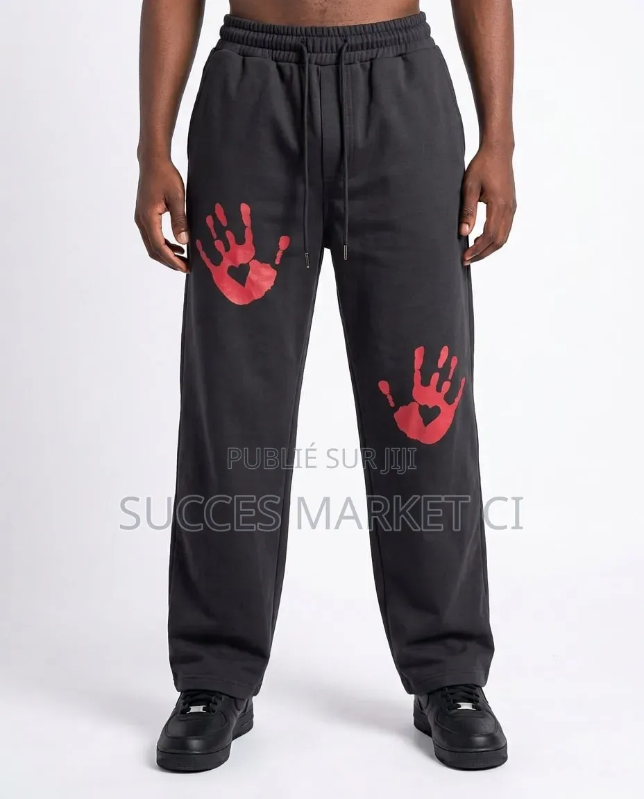Pantalon Jogging Oversize – Empreintes Rouges–Style Streetwear Urban
