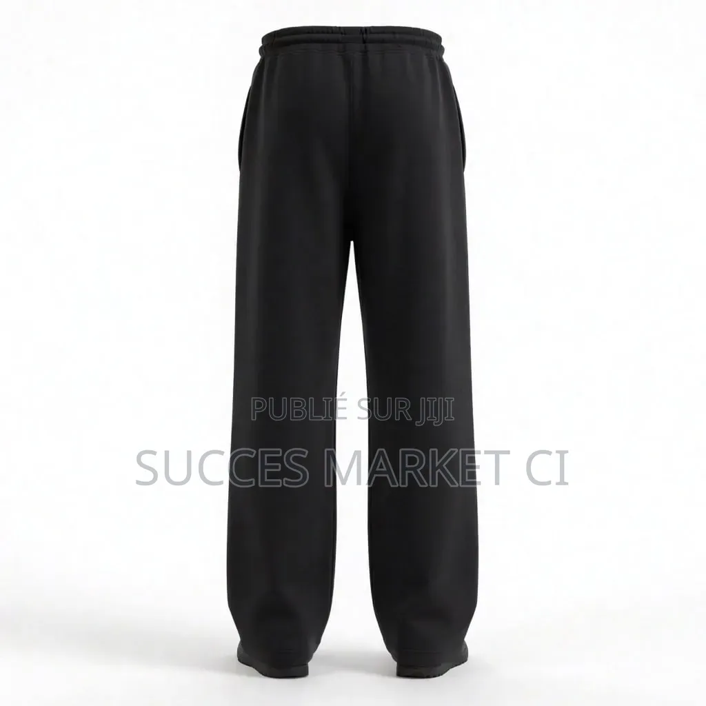 Pantalon Jogging Oversize – Empreintes Rouges–Style Streetwear Urban