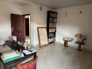 7chbre Duplex dans Prince Immobilier, Cocody à Louer