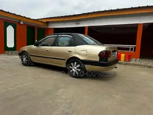 Toyota Corolla 2002 Beige