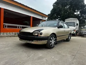 Toyota Corolla 2002 Beige