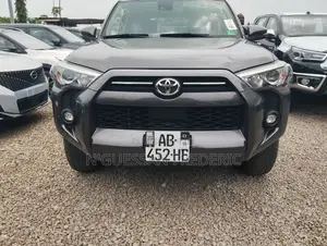 Toyota 4-Runner SR5 4WD 2023 Autre