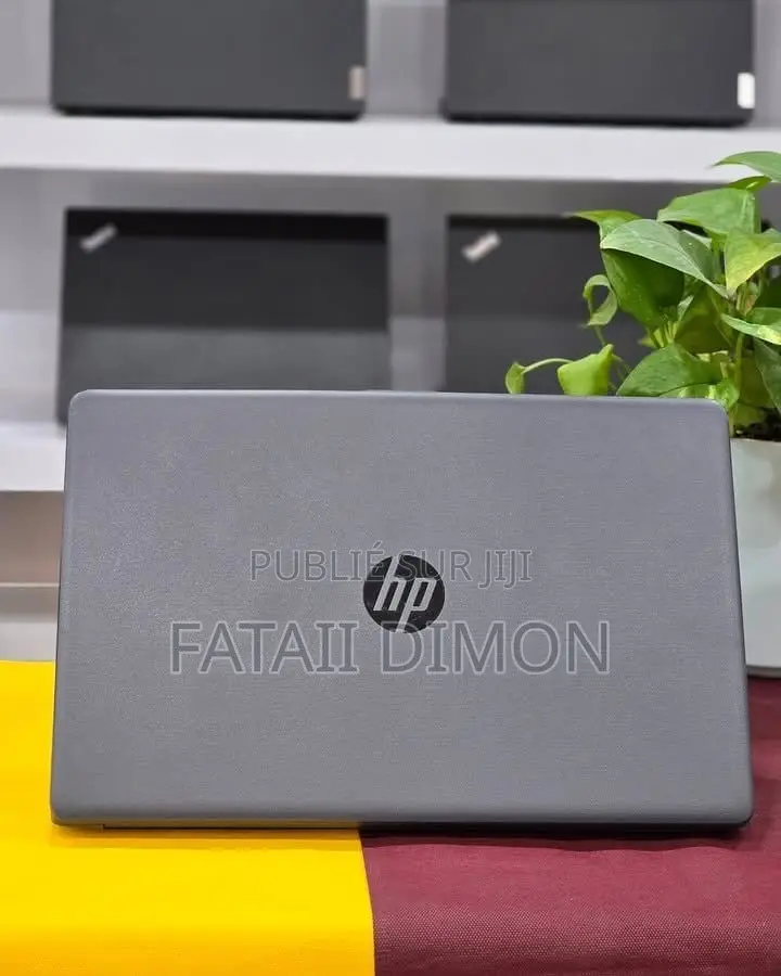 Nouveau Ordinateur portable HP 250 G7 4GB Intel Core 2 Duo SSD 128GB