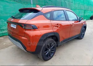 Nouveau Toyota Starlet 2025 Orange