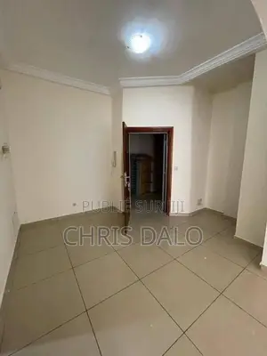 2chbre Appartement dans Chris Dalo, Cocody à Louer