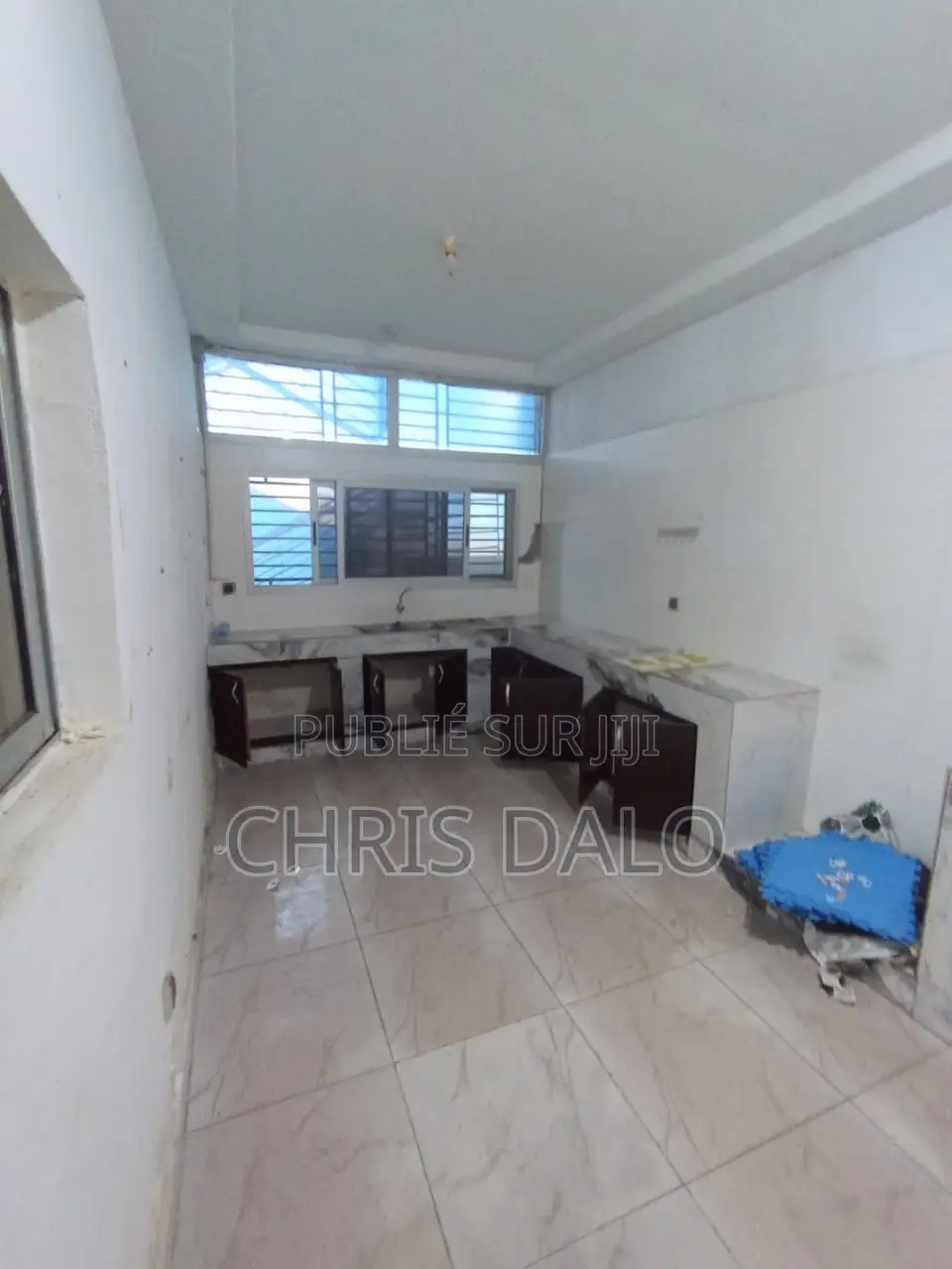 4chbre Villa dans Dalo, Bingerville à Louer