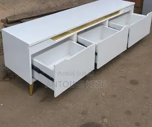 Meuble De Très Bonne Qualité