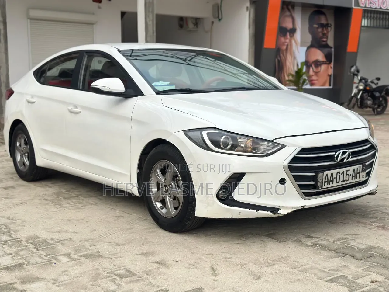 Hyundai Elantra 2018 Blanc