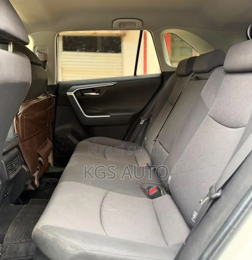 Toyota RAV4 XLE AWD 2020 Blanc