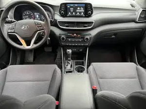 Hyundai Tucson SE 2021 Noir