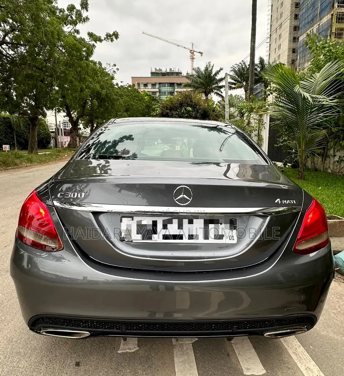 Mercedes-Benz C300 2017 Gris