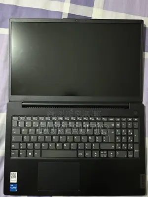 Nouveau Ordinateur portable Lenovo V15 8GB Intel Core i5 SSD 512GB