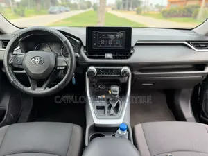 Toyota RAV4 2020 Noir