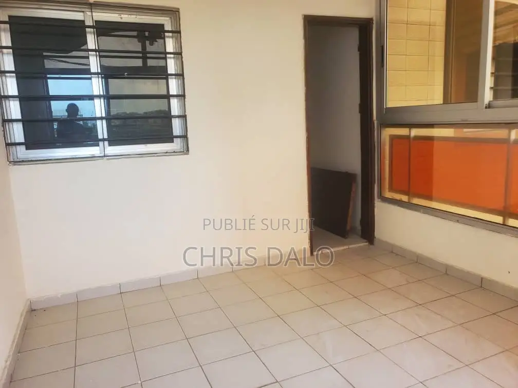 4chbre Duplex dans Destinée, Cocody à Louer