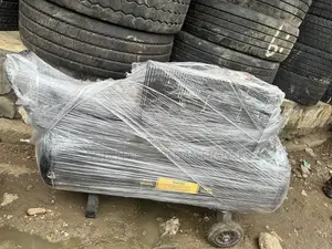Compresseur d'Air Triphasé 200 L (380V / 3CV)