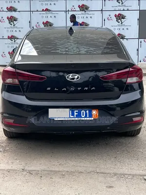 Hyundai Elantra 2020 Noir