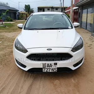 Ford Focus 2016 Blanc