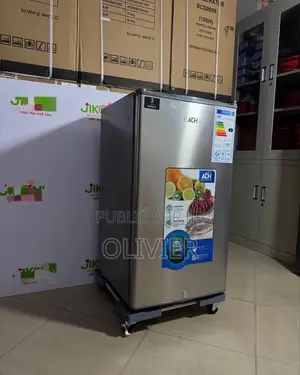 Mini Réfrigérateur Disponible