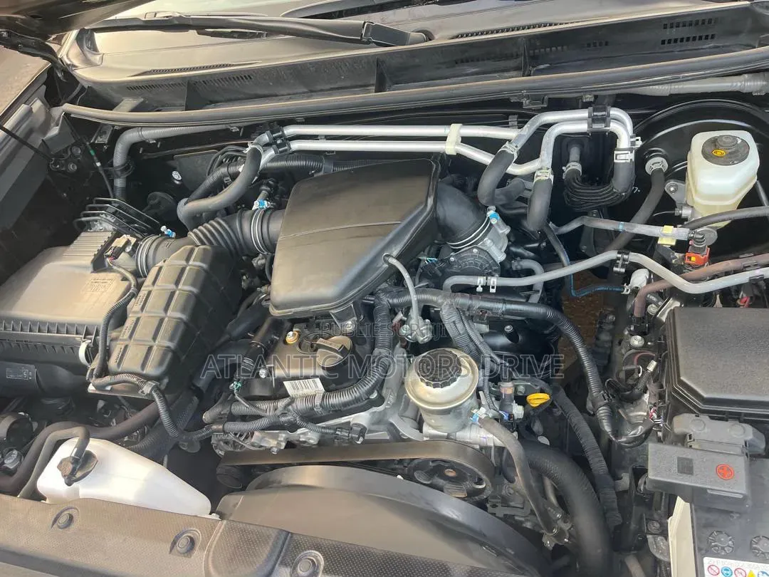 Toyota Land Cruiser Prado 2023 Gris