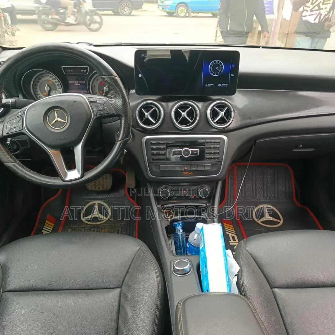 Mercedes-Benz CLA-Class 2018 Blanc
