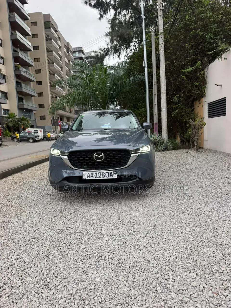 Mazda CX-5 2024 Gris