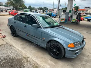 BMW 3 Series 2004 Gris