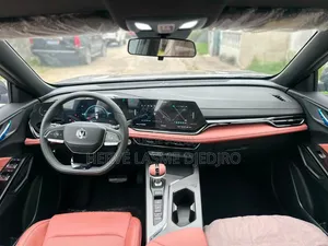 Nouveau Changan X5 Plus 1.5 Blue Core FWD 2025 Noir