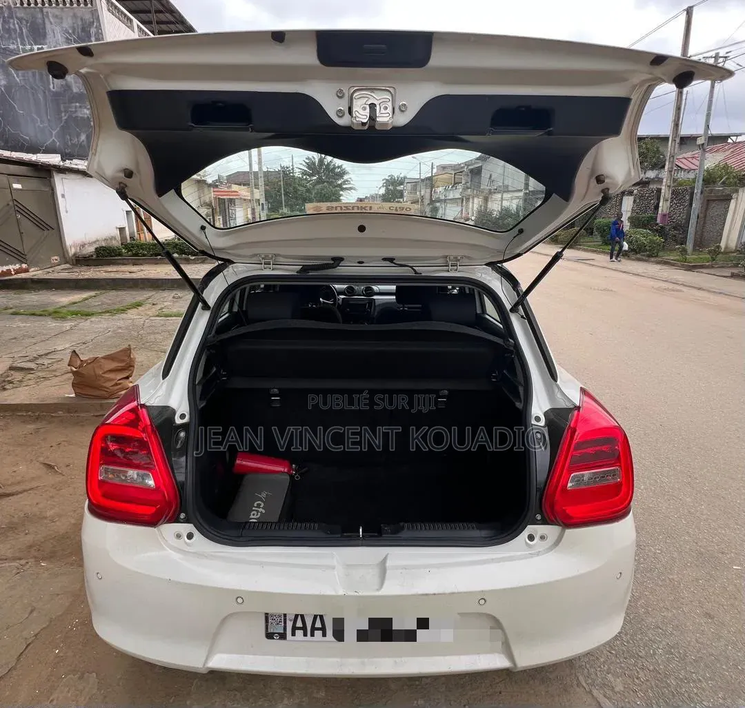 Suzuki Swift 2023 Blanc