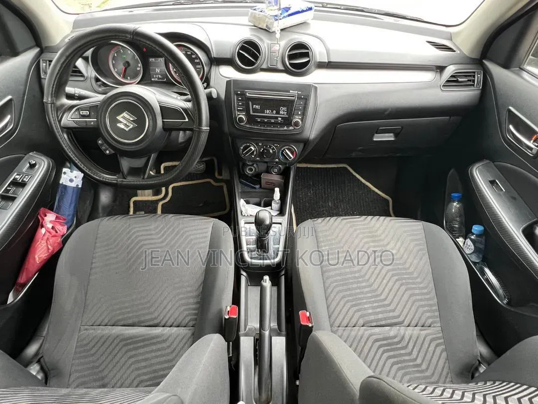 Suzuki Swift 2023 Blanc