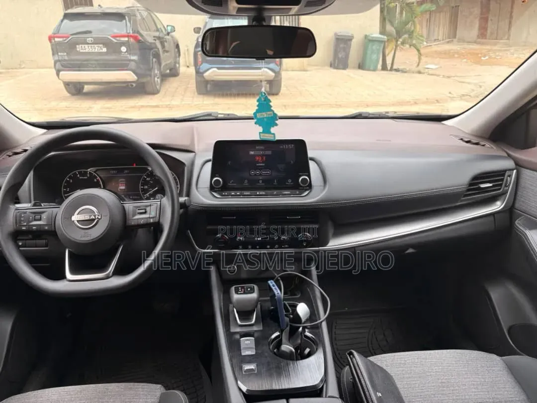 Nouveau Nissan Rogue SV 2024 Noir