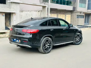 Mercedes-Benz GLE-Class 2017 Noir