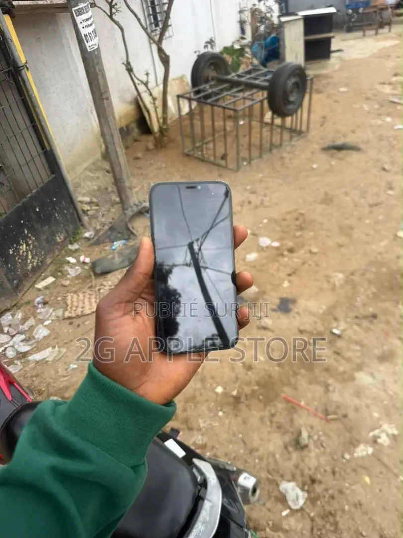 Nouveau Apple iPhone 12 Pro 128 GB Gris