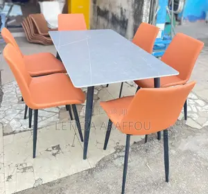 Table À Manger