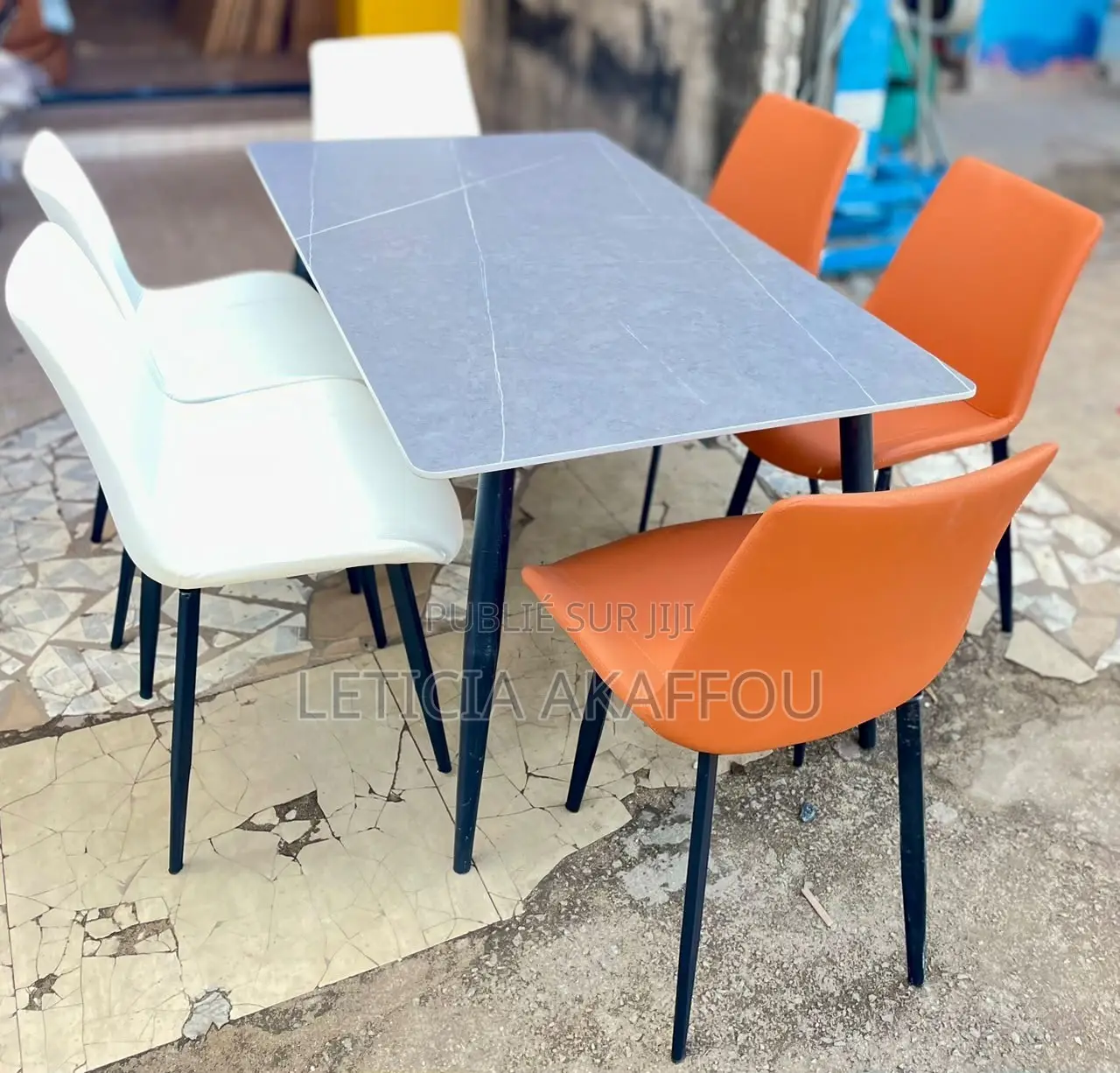 Table À Manger