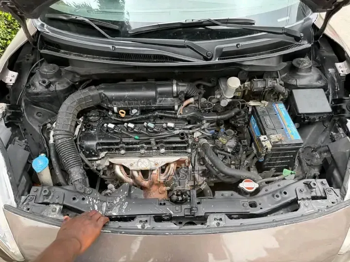 Suzuki Dzire 2025 Argenté
