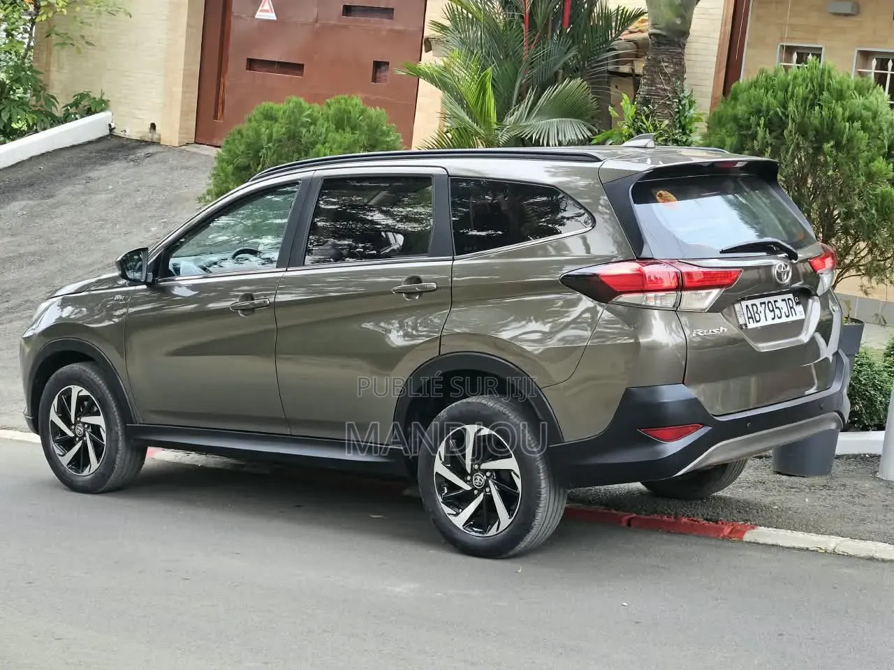 Toyota Rush 2021 Gris