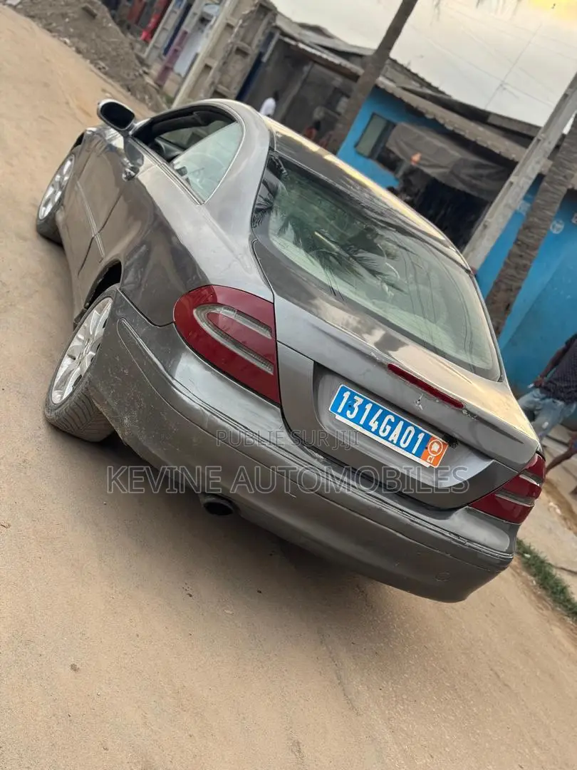 Mercedes-Benz CLK 2005 Autre