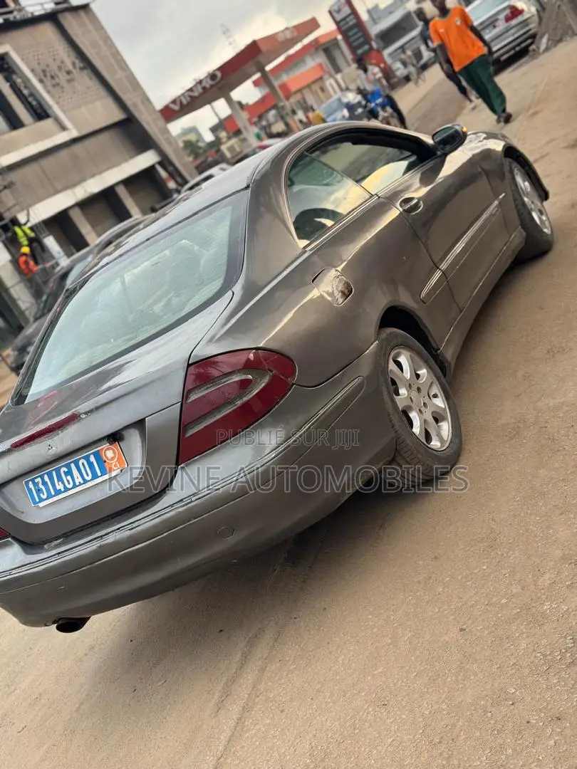 Mercedes-Benz CLK 2005 Autre