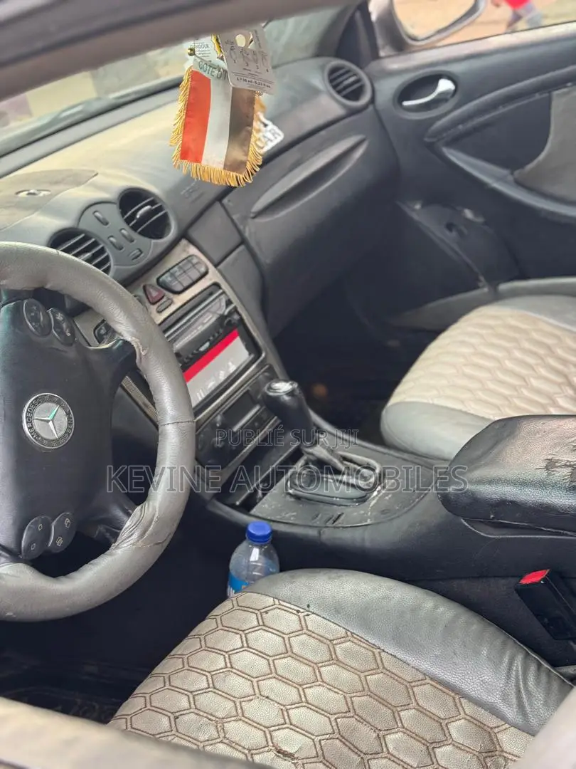 Mercedes-Benz CLK 2005 Autre