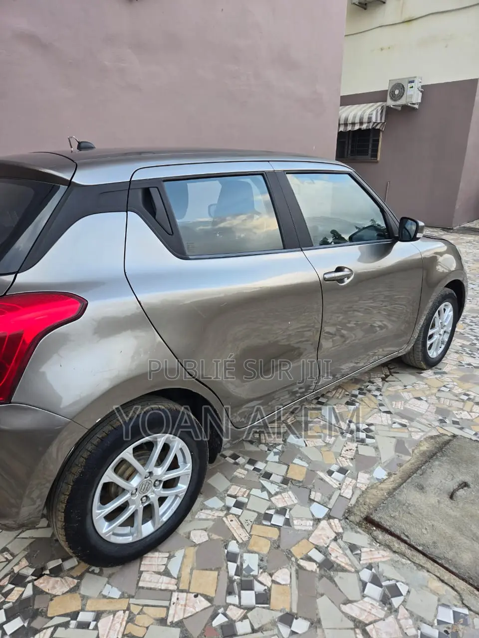 Suzuki Swift 2018 Gris