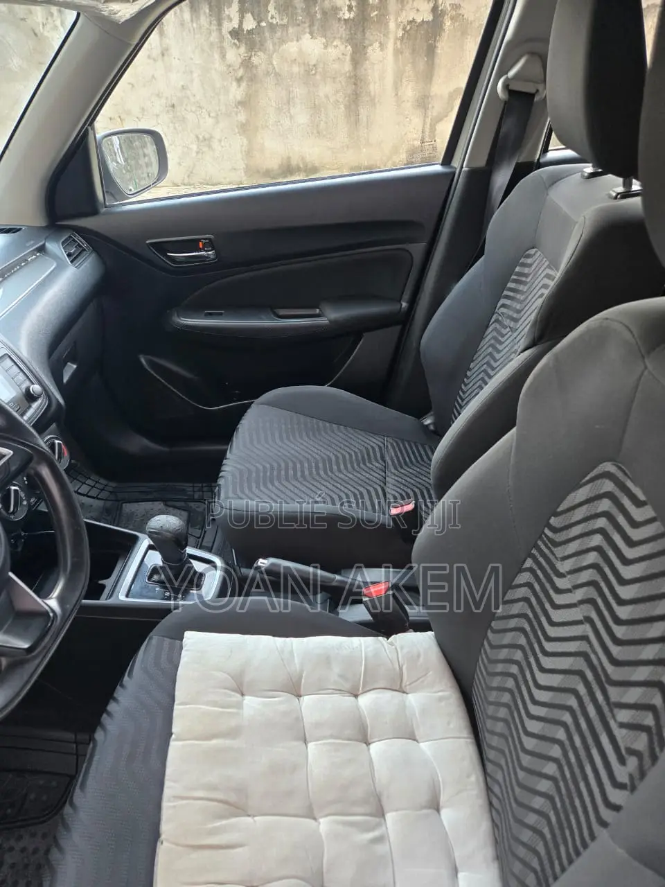 Suzuki Swift 2018 Gris