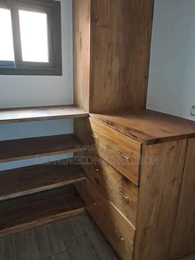 Meublé 3chbre Appartement dans Cocody à Vendre